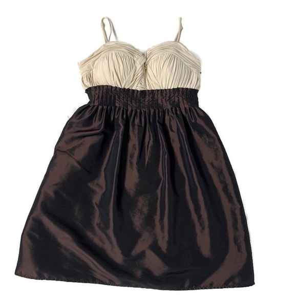 Max & Cleo Dresses & Skirts - Flirty dress brown taffeta & cream decorative bust